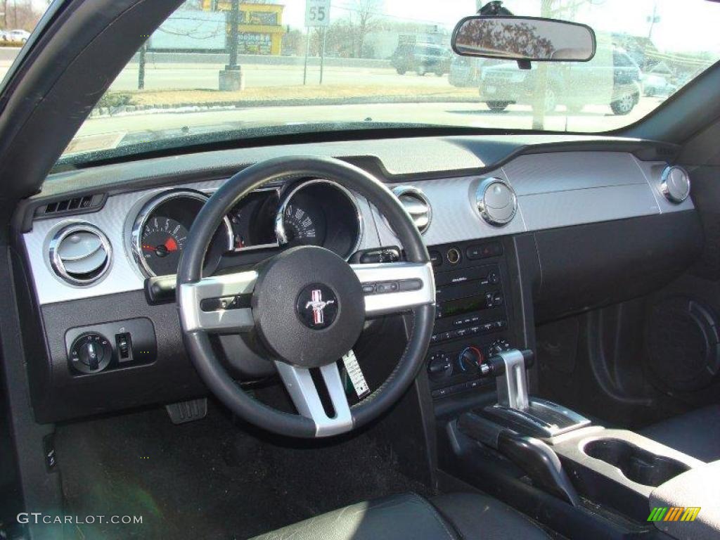 2006 Mustang GT Premium Convertible - Black / Dark Charcoal photo #11