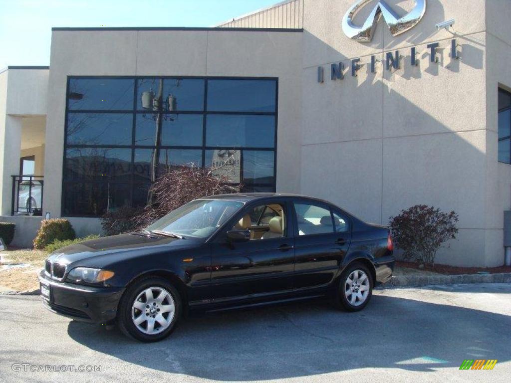 2002 3 Series 325xi Sedan - Jet Black / Sand photo #3