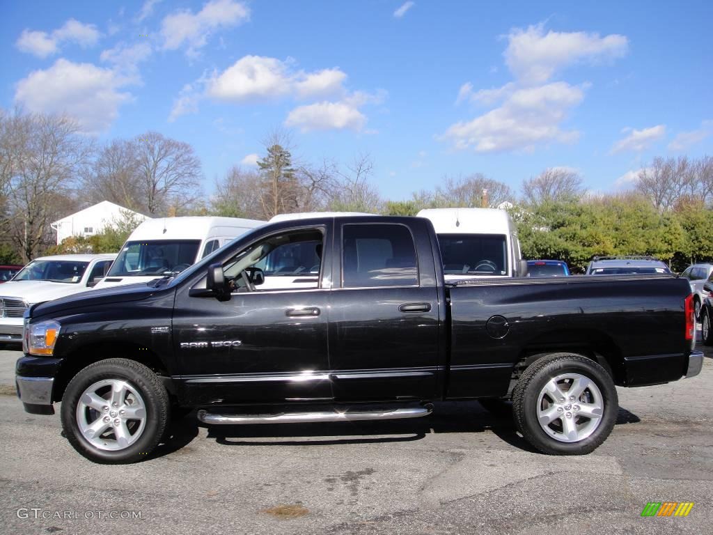 2006 Ram 1500 SLT Quad Cab 4x4 - Brilliant Black Crystal Pearl / Medium Slate Gray photo #3