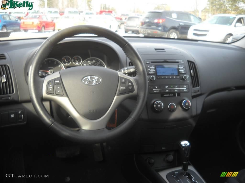 2009 Elantra Touring - Vivid Blue / Black photo #12