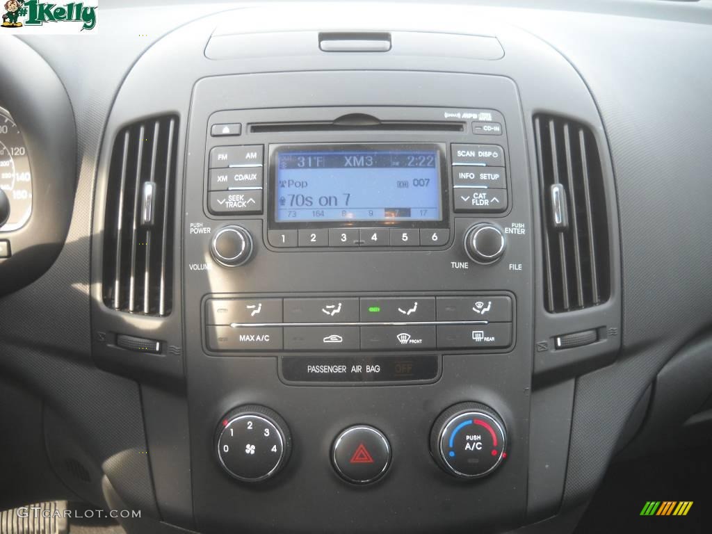 2009 Elantra Touring - Vivid Blue / Black photo #17