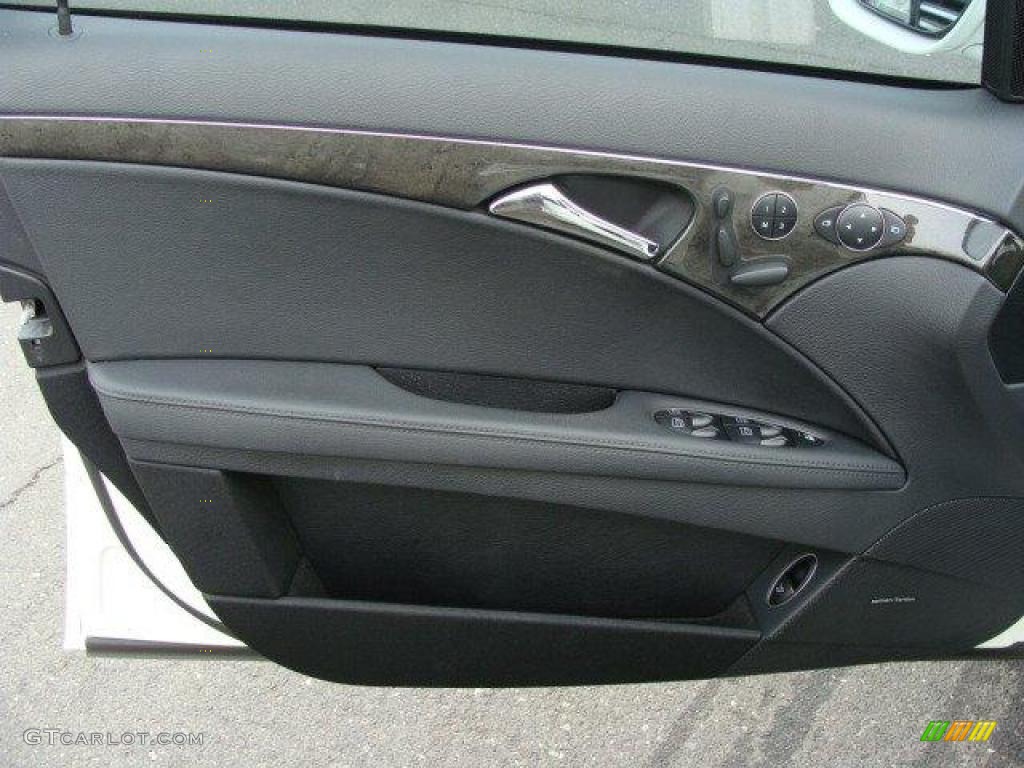 2008 E 350 4Matic Sedan - Arctic White / Black photo #7