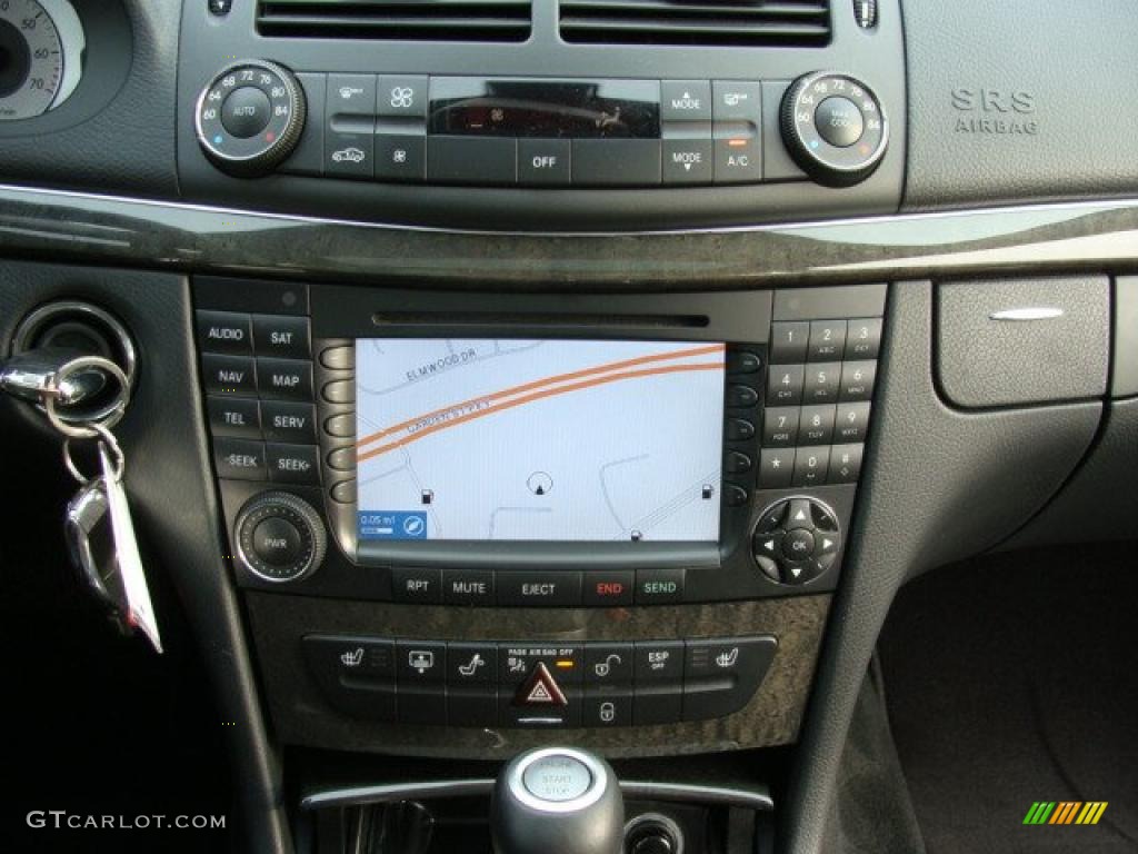 2008 E 350 4Matic Sedan - Arctic White / Black photo #12