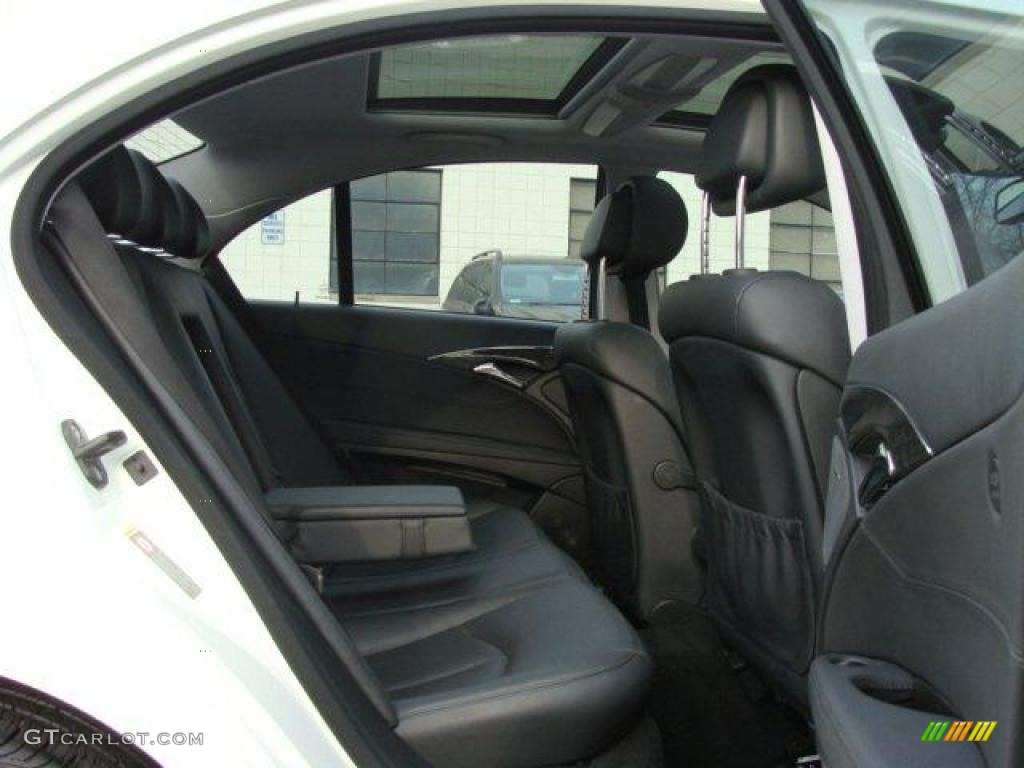 2008 E 350 4Matic Sedan - Arctic White / Black photo #13