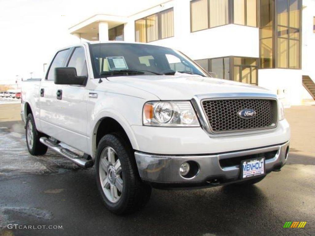 2006 F150 Lariat SuperCrew 4x4 - Oxford White / Black photo #4