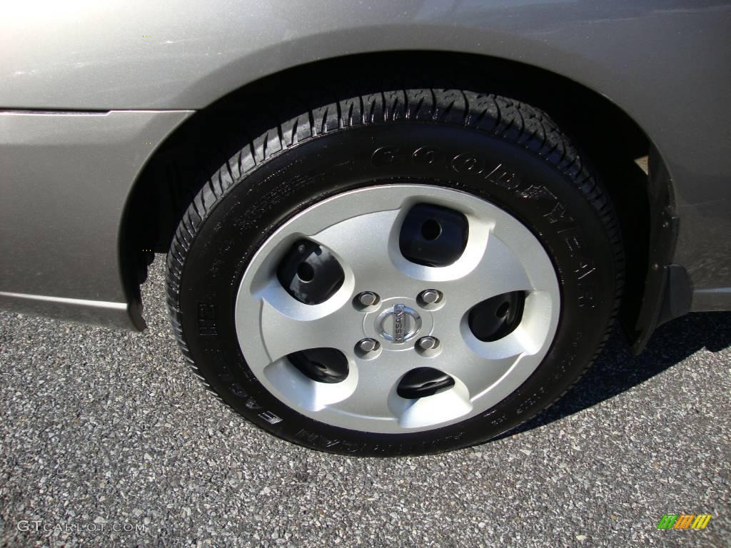 2004 Sentra 1.8 S - Radium Gray / Taupe photo #19