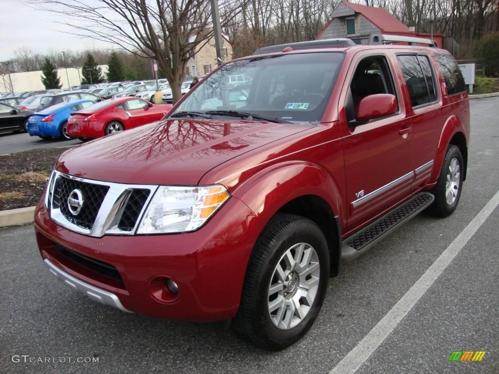 2008 Pathfinder LE V8 4x4 - Red Brawn / Graphite photo #1