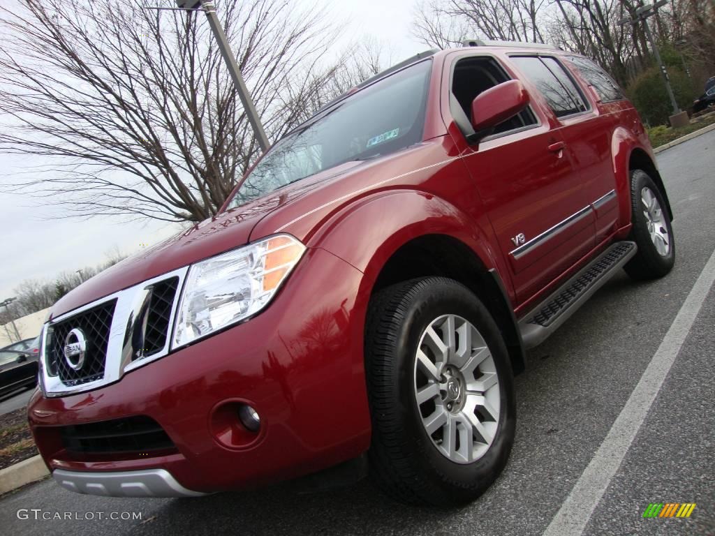 2008 Pathfinder LE V8 4x4 - Red Brawn / Graphite photo #2