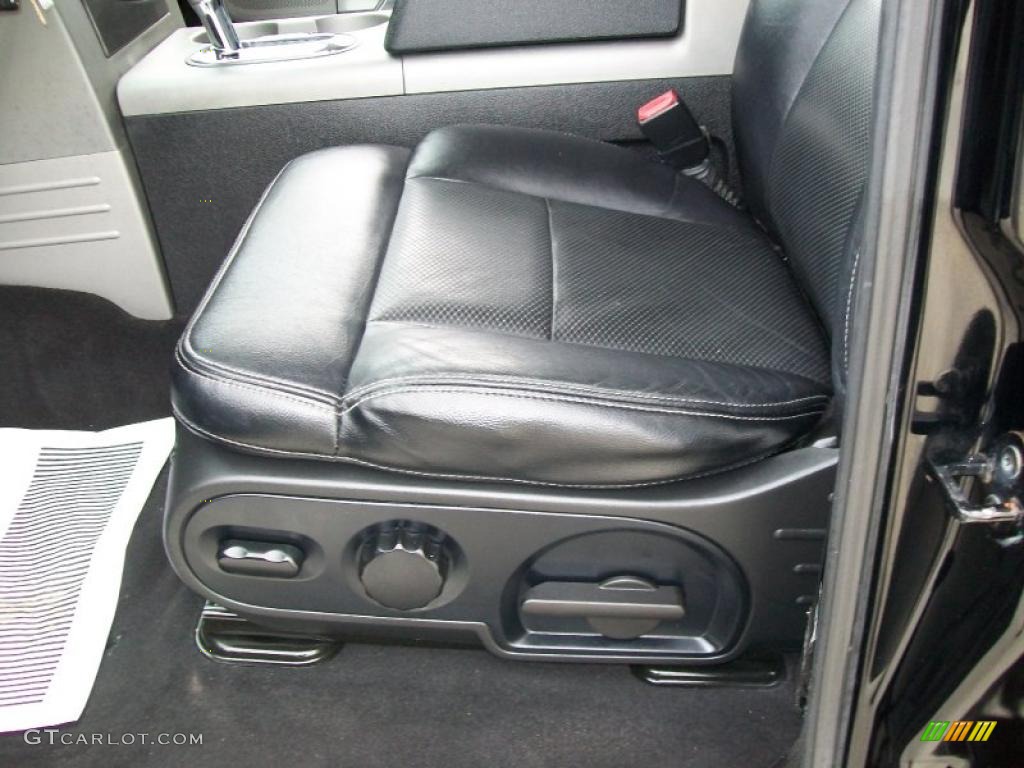 2004 F150 FX4 SuperCrew 4x4 - Black / Black/Medium Flint photo #27