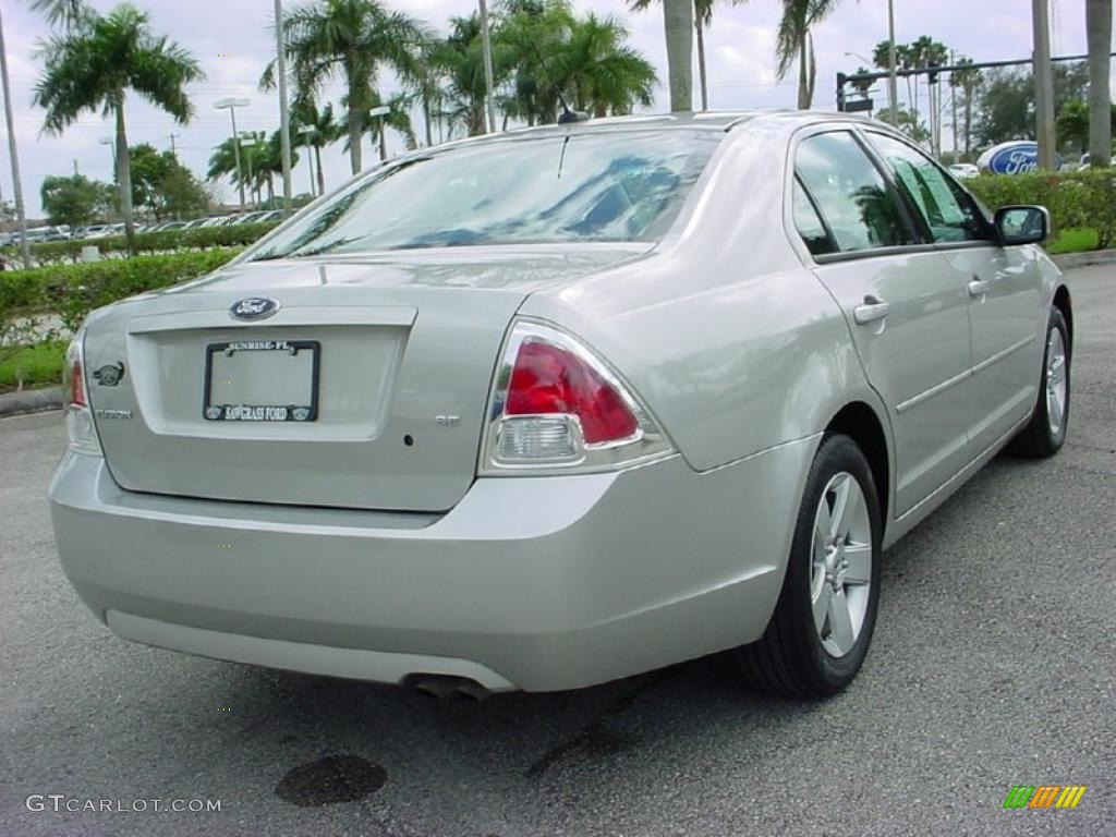 2008 Fusion SE - Silver Birch Metallic / Charcoal Black photo #3