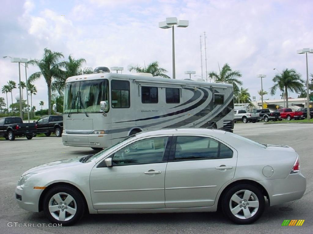 2008 Fusion SE - Silver Birch Metallic / Charcoal Black photo #6