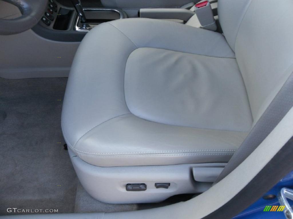 2008 HHR LT - Blue Flash Metallic / Gray photo #8