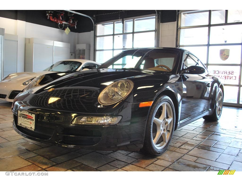 2005 911 Carrera Coupe - Black / Sand Beige photo #1