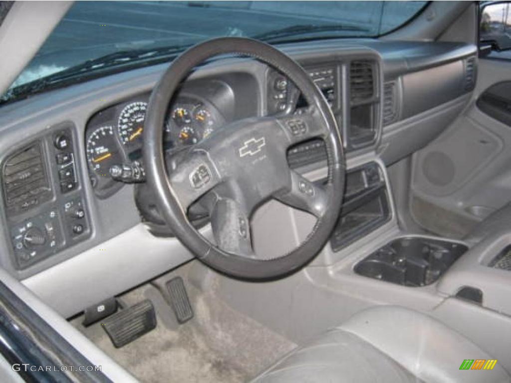 2003 Suburban 1500 LT 4x4 - Light Pewter Metallic / Gray/Dark Charcoal photo #5