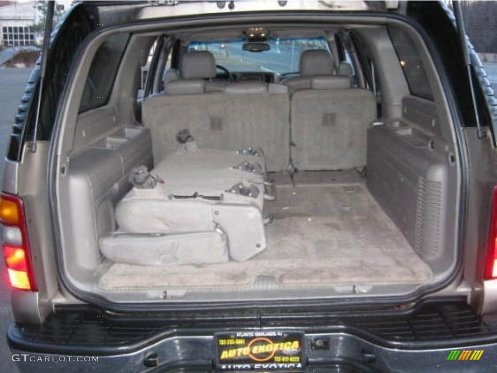 2003 Suburban 1500 LT 4x4 - Light Pewter Metallic / Gray/Dark Charcoal photo #8