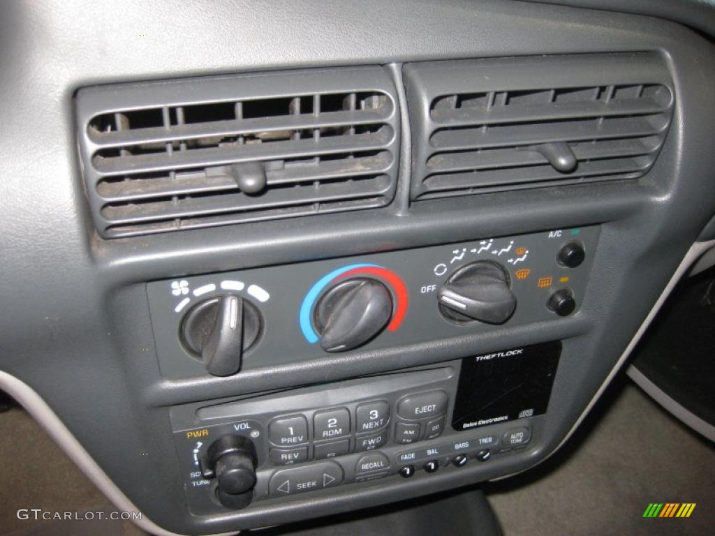 1996 Cavalier LS Convertible - Medium Bright Blue Metallic / Dark Gray photo #10