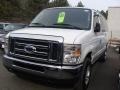 2009 Oxford White Ford E Series Van E350 Super Duty XLT Extended Passenger  photo #1