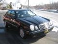 Black - E 320 Sedan Photo No. 4