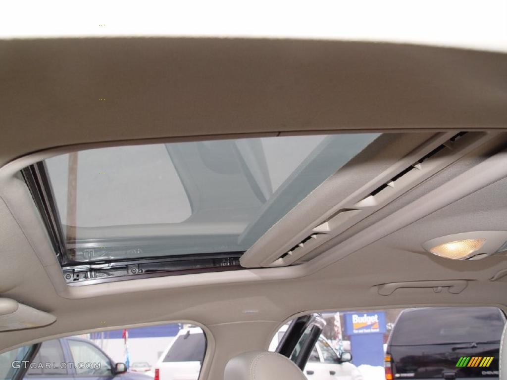 2005 Malibu Maxx LT Wagon - Black / Neutral Beige photo #17