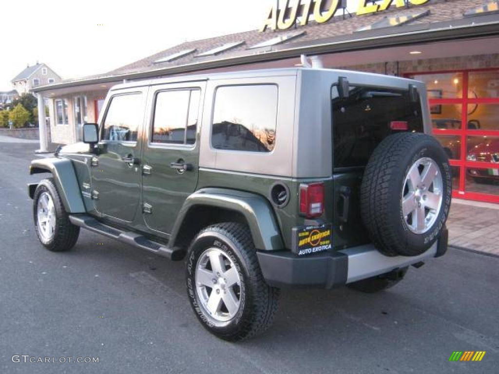 2008 Wrangler Unlimited Sahara 4x4 - Jeep Green Metallic / Dark Slate Gray/Med Slate Gray photo #2