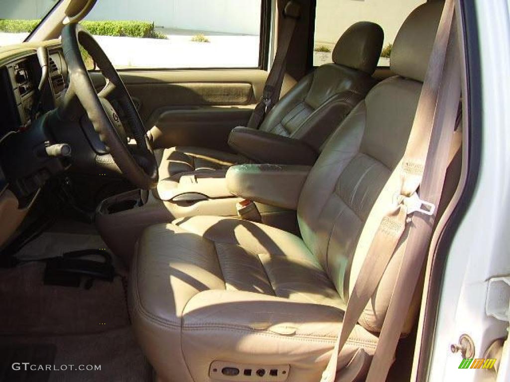 1999 Suburban K1500 LT 4x4 - Summit White / Neutral photo #11