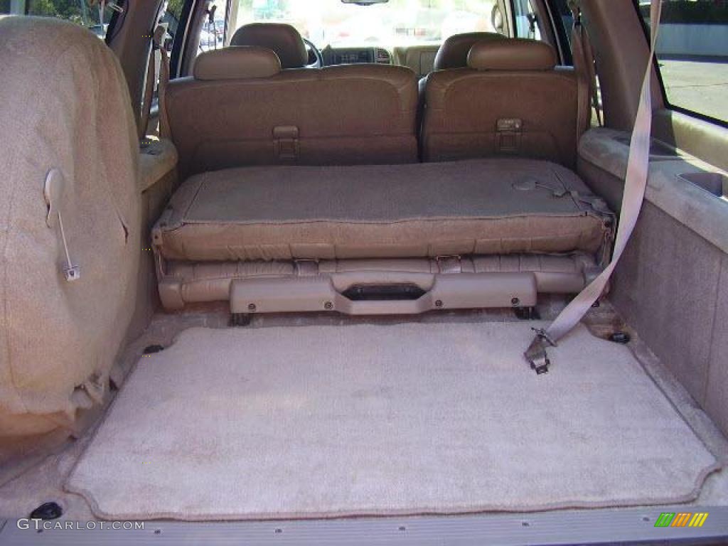 1999 Suburban K1500 LT 4x4 - Summit White / Neutral photo #19