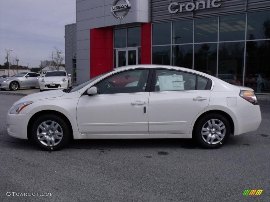 2010 Altima 2.5 - Winter Frost White / Frost photo #2