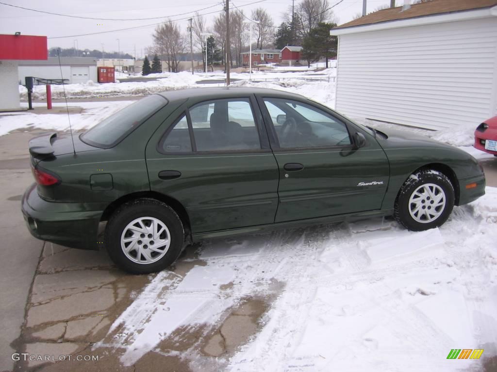 2000 Sunfire SE Sedan - Spruce Green Metallic / Graphite photo #2