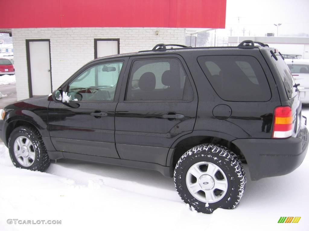 2003 Escape XLT V6 4WD - Black Clearcoat / Medium Dark Flint photo #1