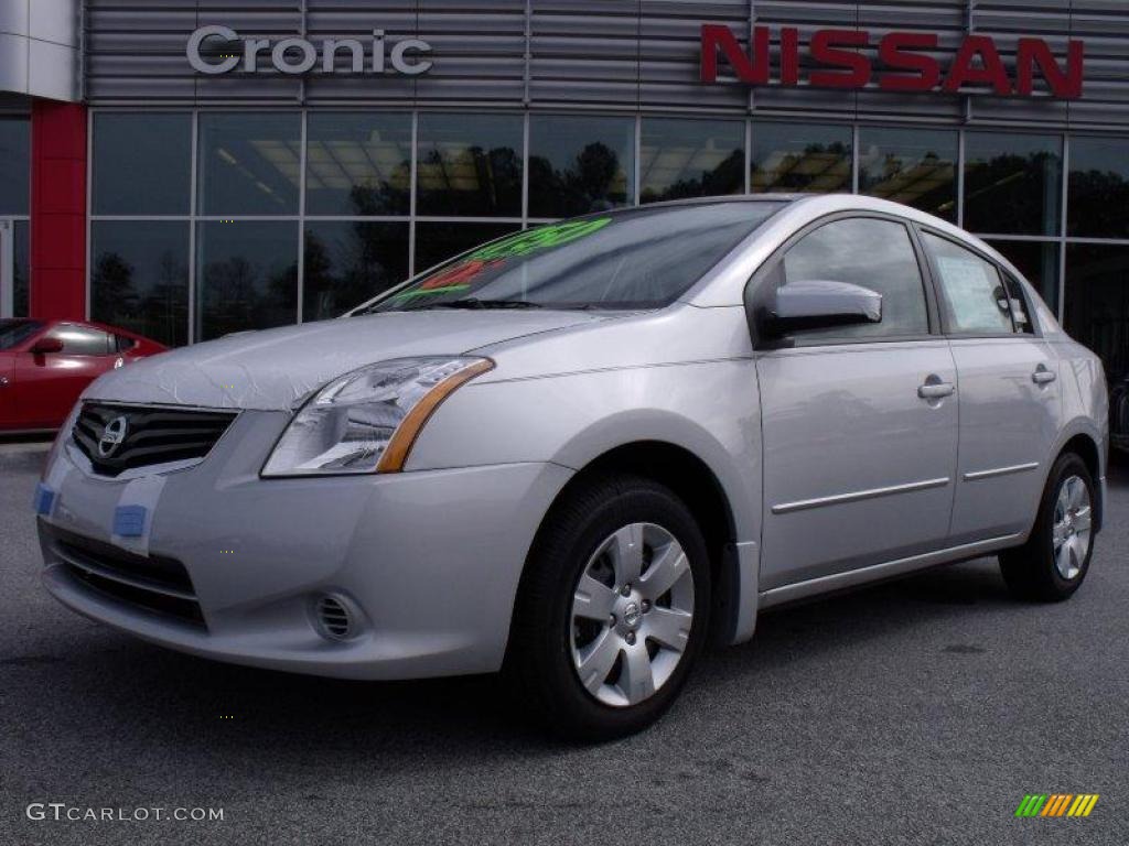 2010 Sentra 2.0 - Brilliant Silver Metallic / Charcoal photo #1