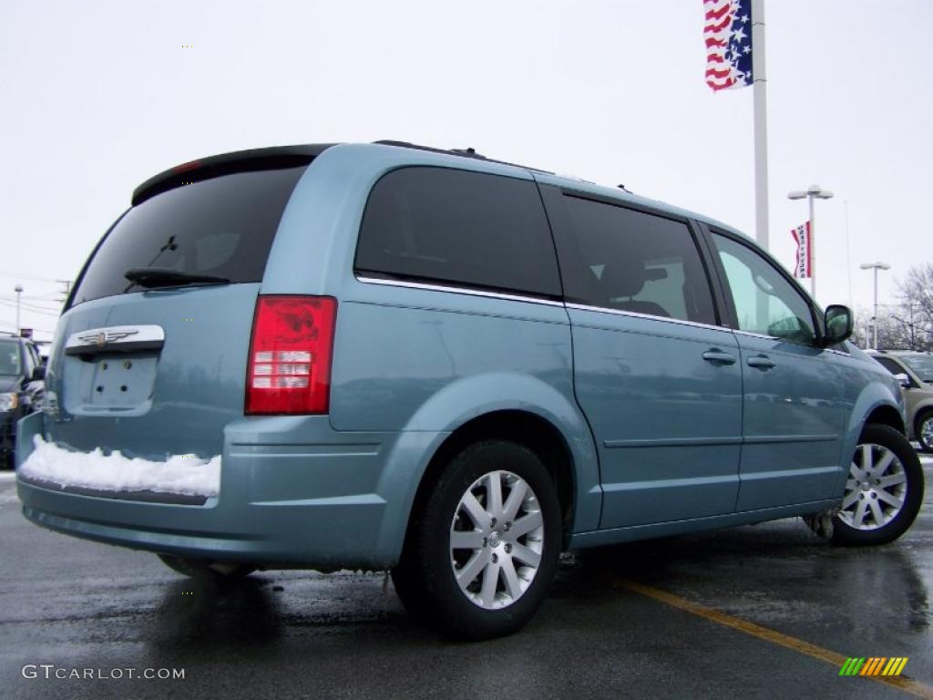 2008 Town & Country Touring - Clearwater Blue Pearlcoat / Medium Slate Gray/Light Shale photo #5