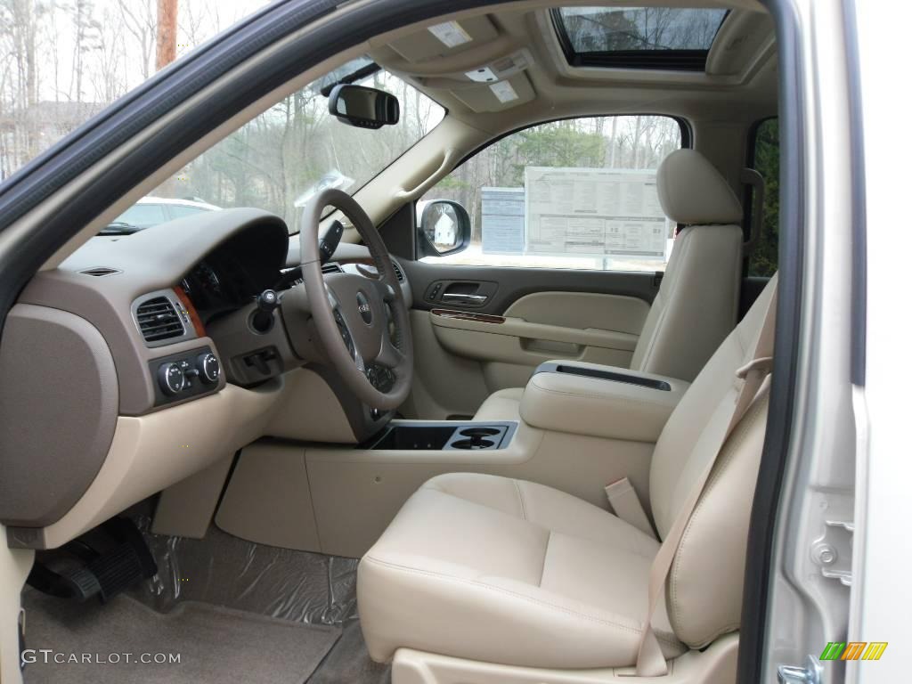 2010 Yukon SLT 4x4 - Gold Mist Metallic / Light Tan photo #27