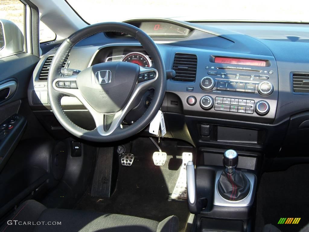 2008 Civic Si Sedan - Alabaster Silver Metallic / Black photo #34