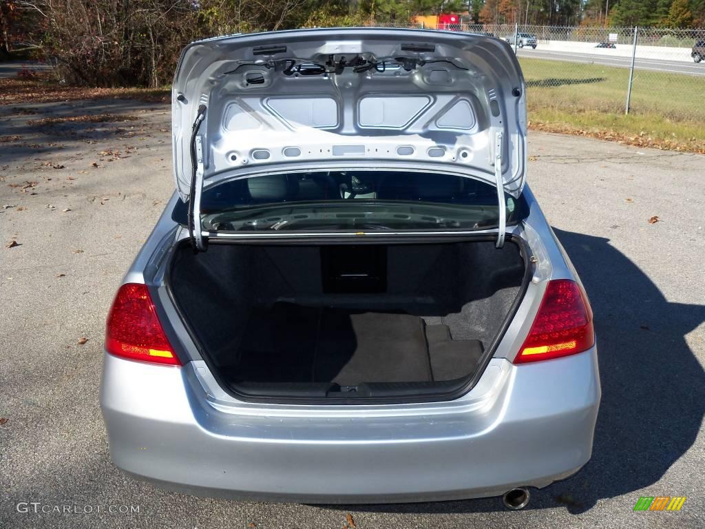 2006 Accord EX-L Sedan - Alabaster Silver Metallic / Black photo #17