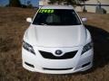 Super White - Camry SE Photo No. 2