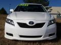 Super White - Camry SE Photo No. 3
