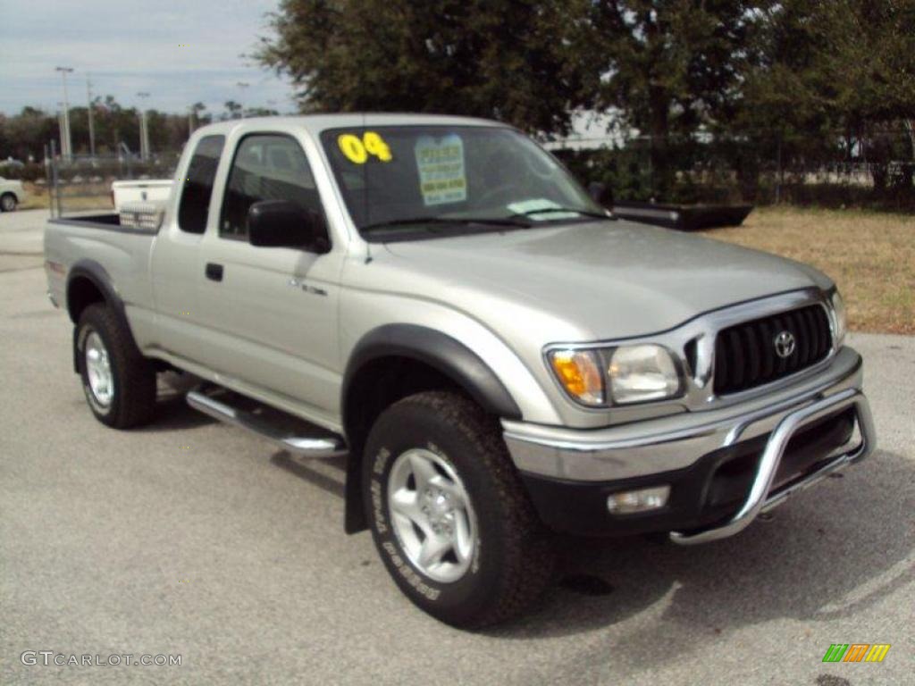 2004 Tacoma V6 PreRunner Xtracab - Lunar Mist Metallic / Charcoal photo #10