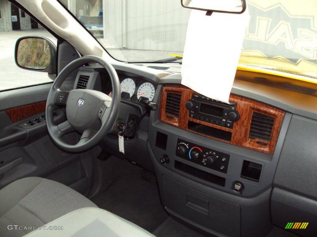 2006 Ram 1500 SLT Quad Cab - Bright White / Medium Slate Gray photo #11