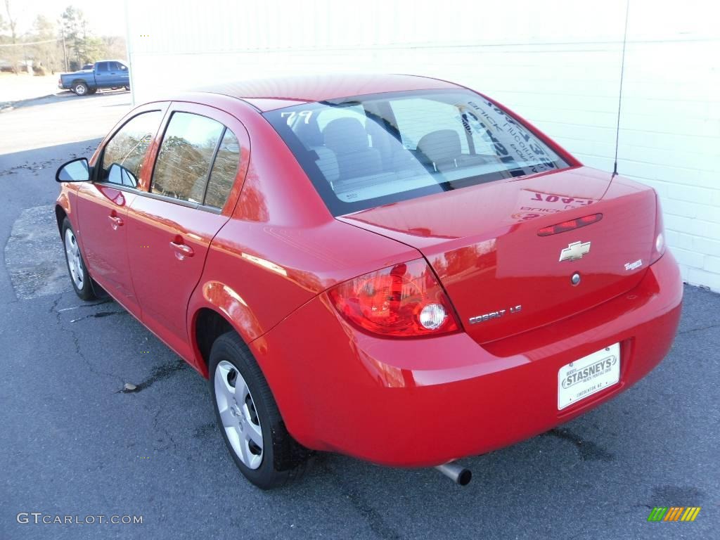 2008 Cobalt LS Sedan - Victory Red / Gray photo #2