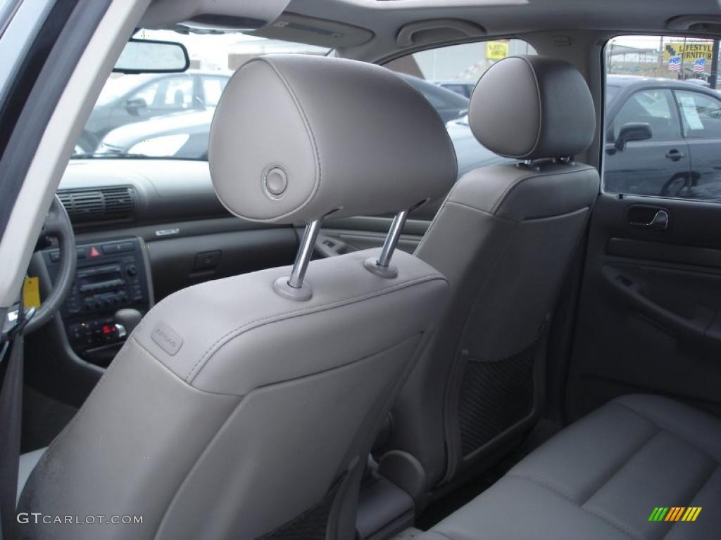 2001 A4 1.8T quattro Sedan - Light Silver Metallic / Opal Grey photo #10