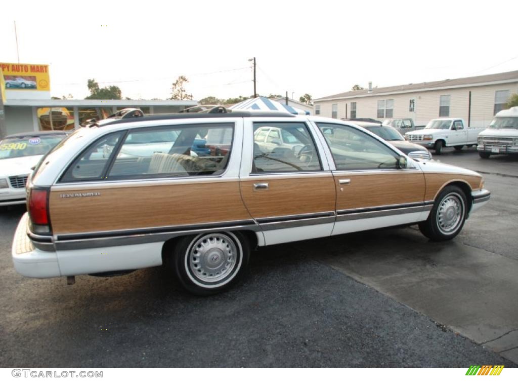 1996 Roadmaster Estate Wagon - Bright White / Beige photo #5