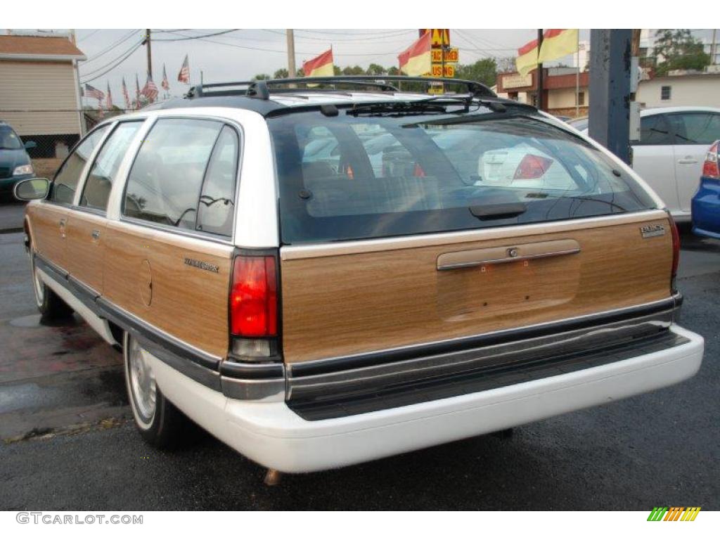 1996 Roadmaster Estate Wagon - Bright White / Beige photo #6