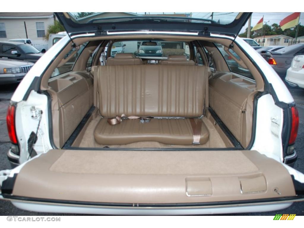 1996 Roadmaster Estate Wagon - Bright White / Beige photo #26