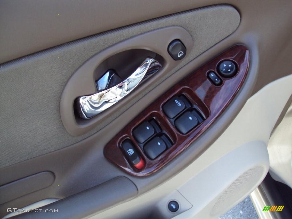2006 Malibu Maxx LT Wagon - Sandstone Metallic / Cashmere Beige photo #17