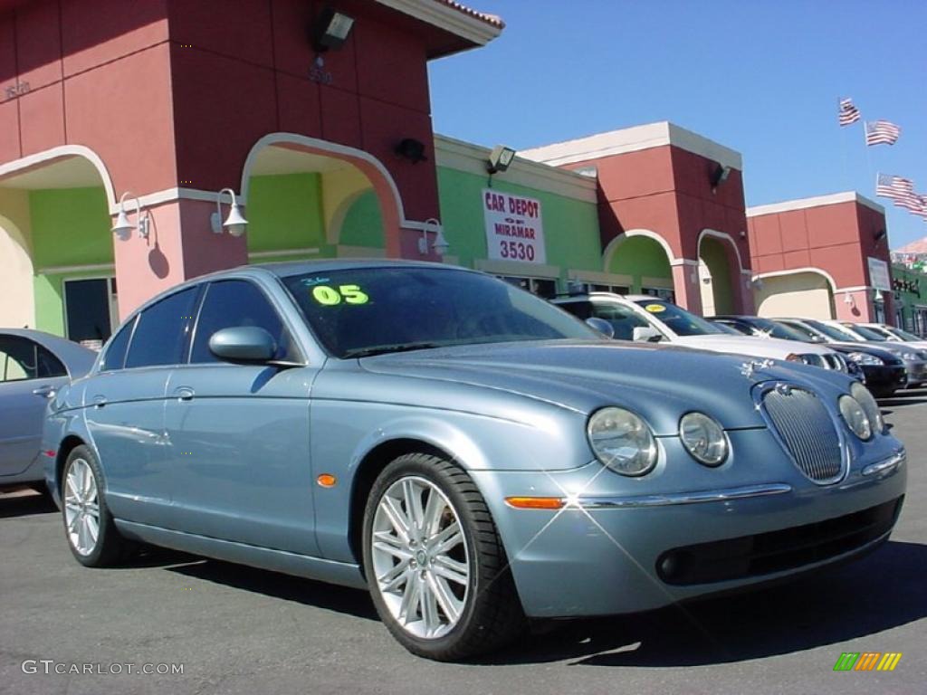 Zircon Metallic Jaguar S-Type