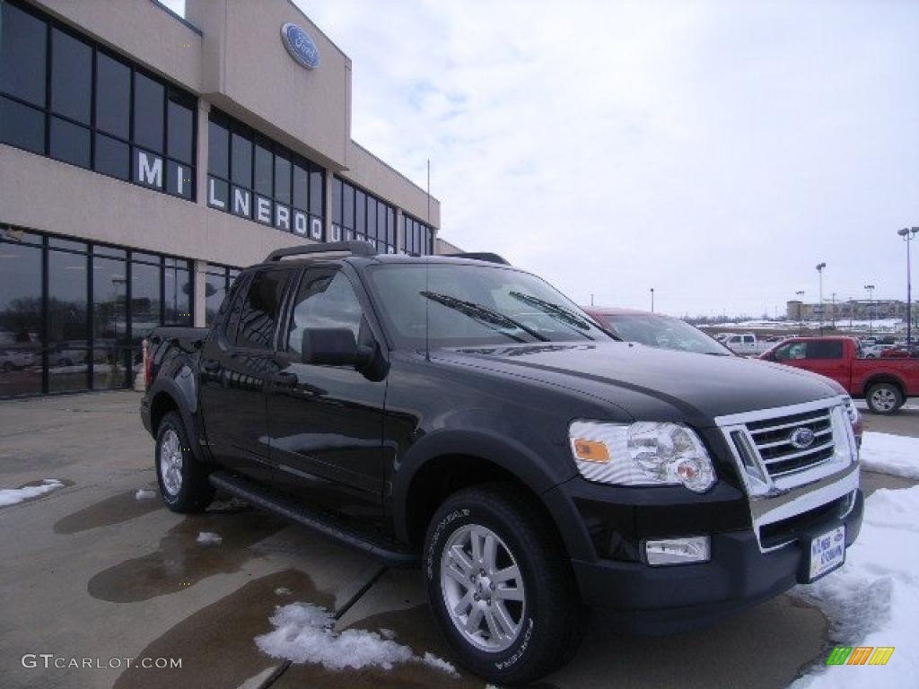 Black Ford Explorer Sport Trac