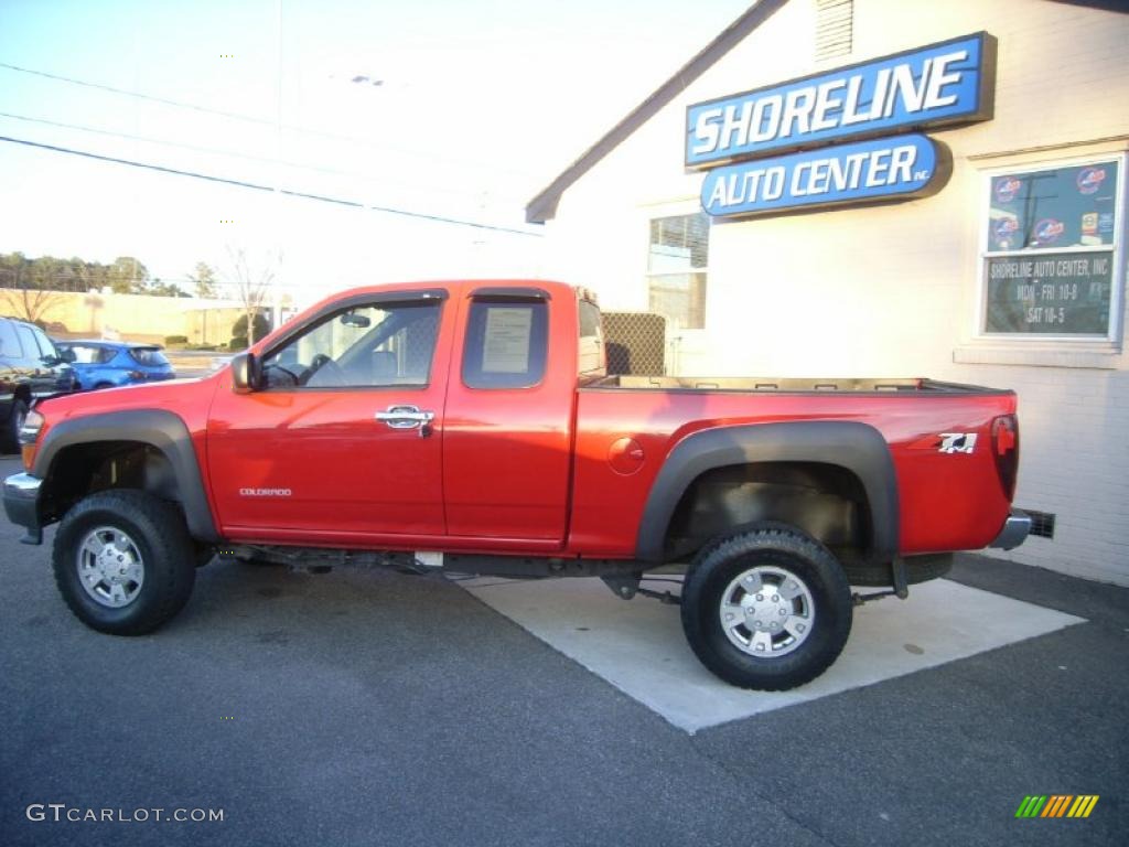 2005 Colorado Z71 Extended Cab 4x4 - Victory Red / Medium Dark Pewter photo #3