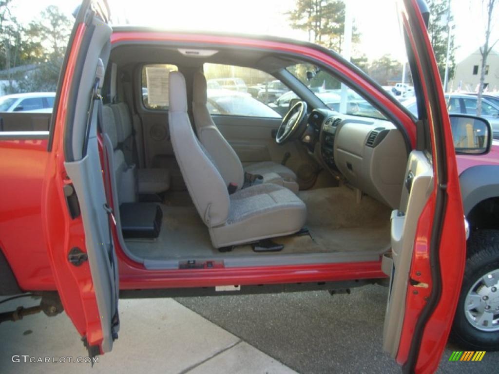2005 Colorado Z71 Extended Cab 4x4 - Victory Red / Medium Dark Pewter photo #10