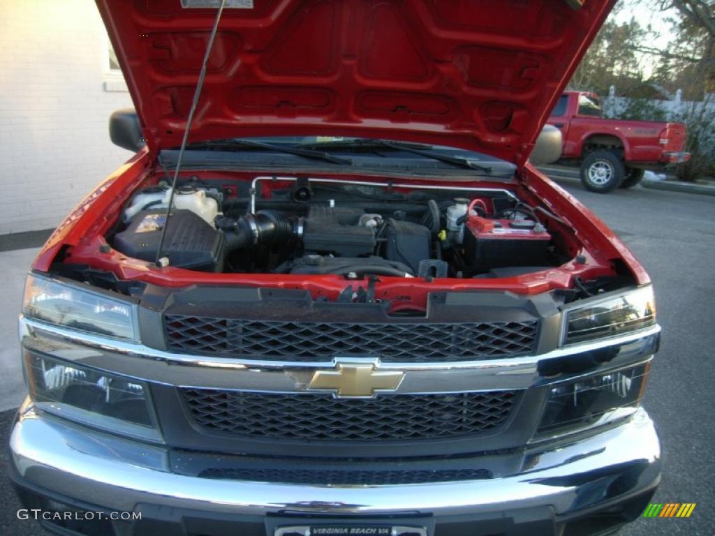 2005 Colorado Z71 Extended Cab 4x4 - Victory Red / Medium Dark Pewter photo #18