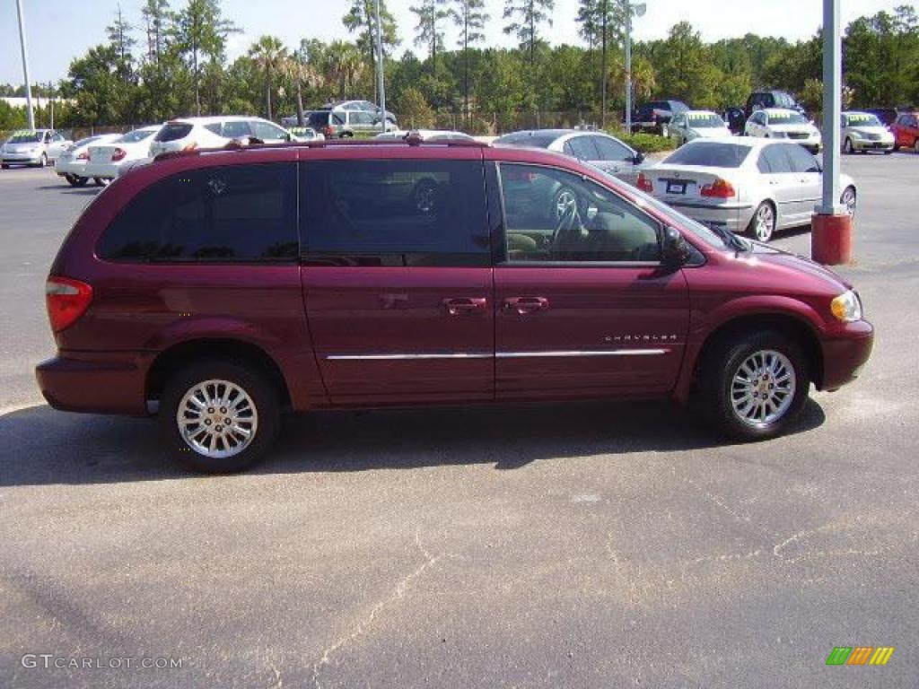 2001 Town & Country Limited AWD - Dark Garnet Red Pearl / Taupe photo #4